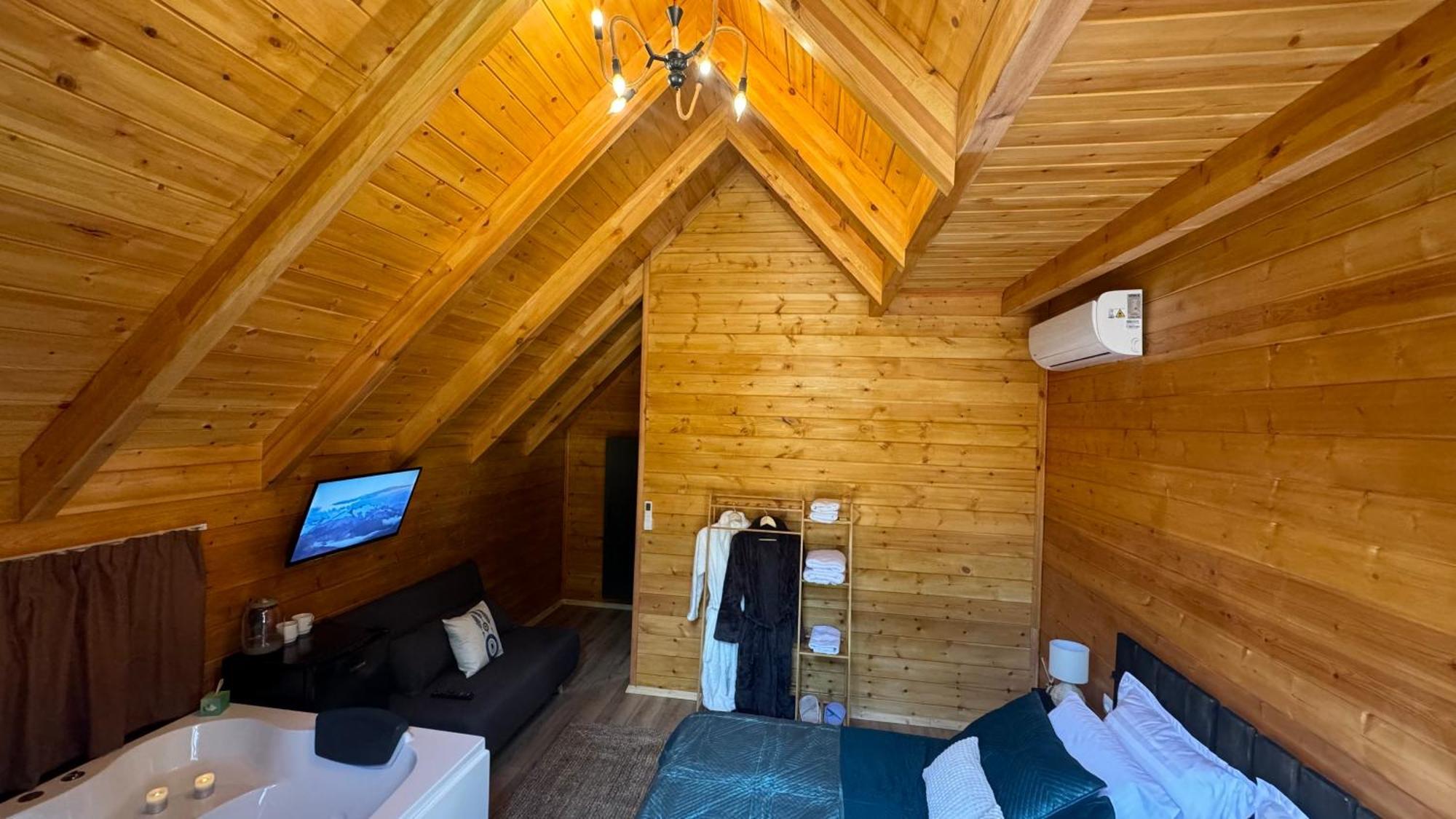 Thethi Villas Eksteriør billede